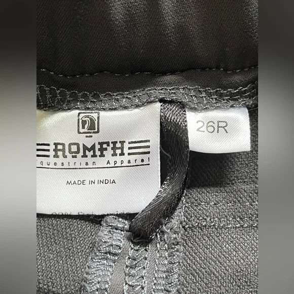ROMFH Ladies Sarafina Euroseat Equestrian Riding Pants Lot of 2
( NWT $360 ) - Picture 13 of 16